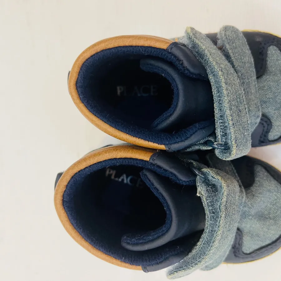 نیم بوت نوزادی