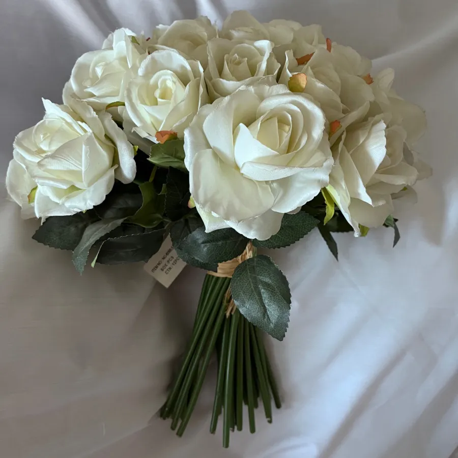 دسته گل 28شاخه