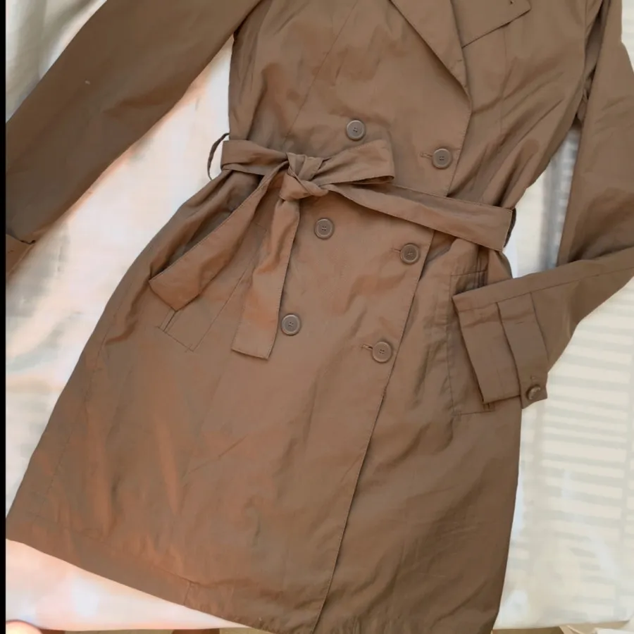 پالتو بارانی mango