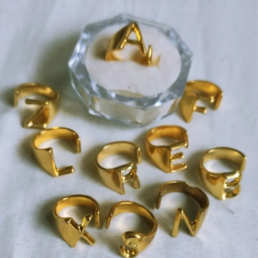 انگشترهای حروف انگلیسی