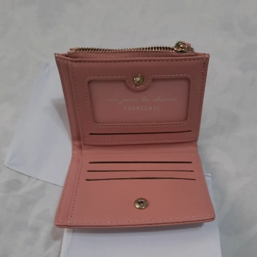 کیف پول زنانه