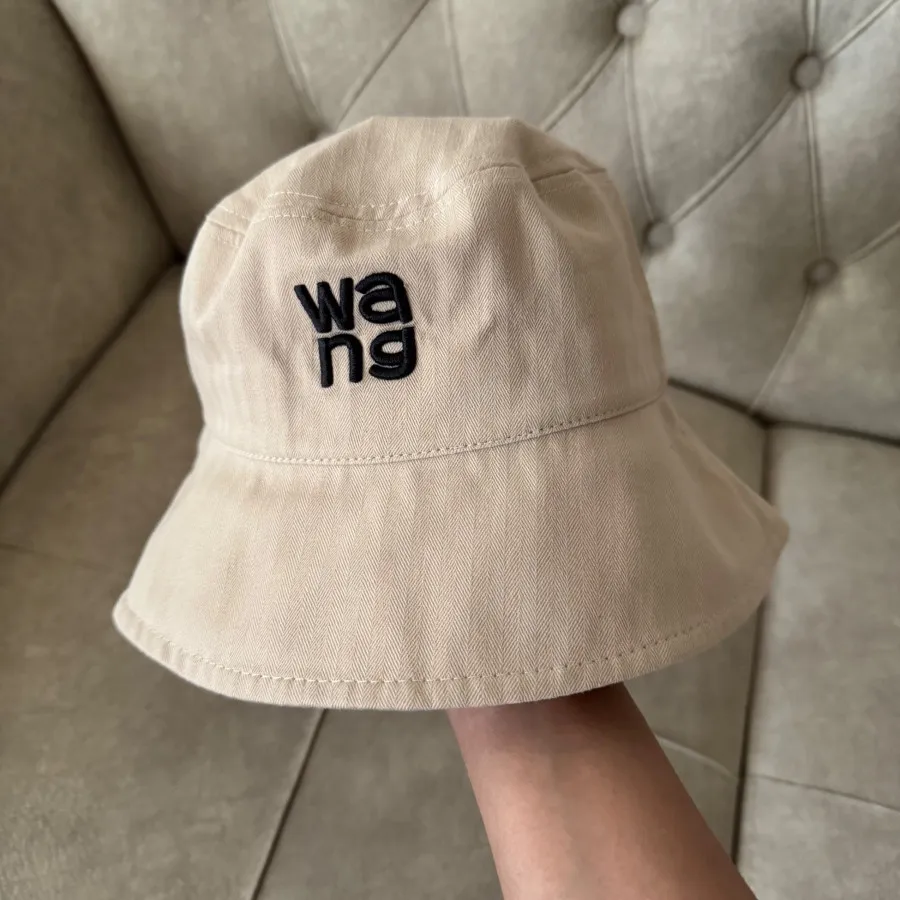 باکت هت کلاه کرم