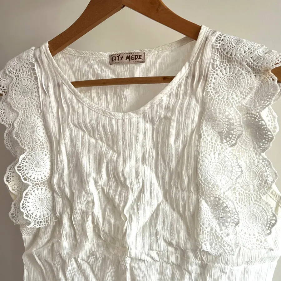 بلیز تاپ سفید گیپوردار