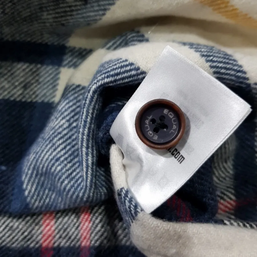 پیراهن پشمی چهارخانه