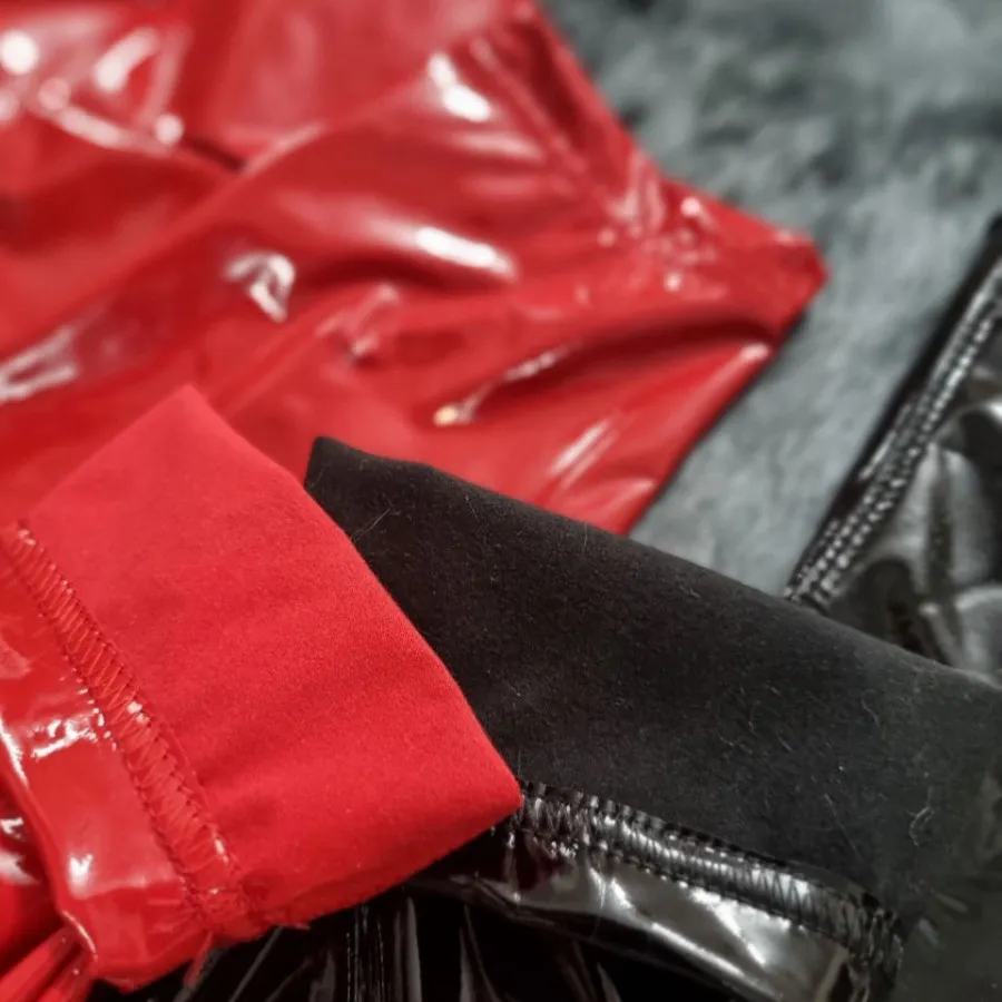 شلوار چرم براق