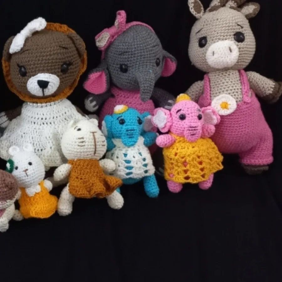 عروسک بافتنی با نی نی ?