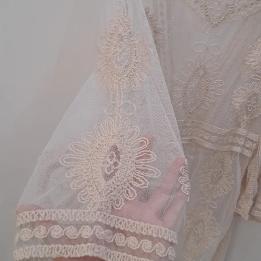 کاور مایو، لباس خواب