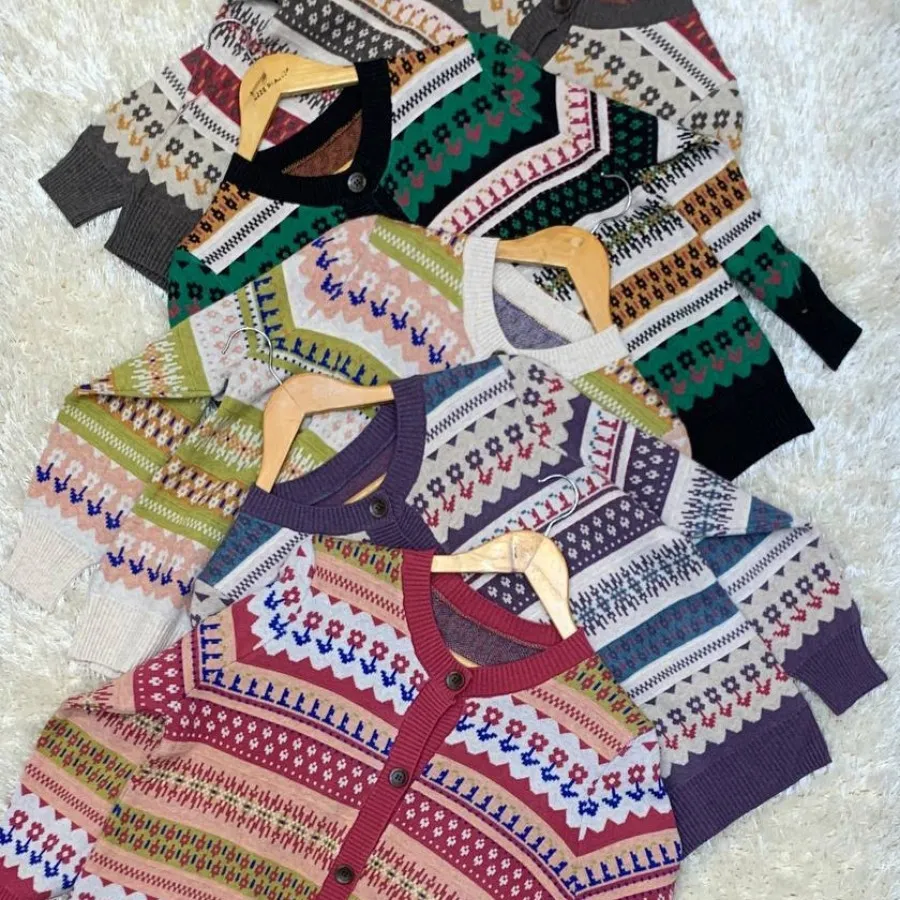 ژاکت گرم بافت