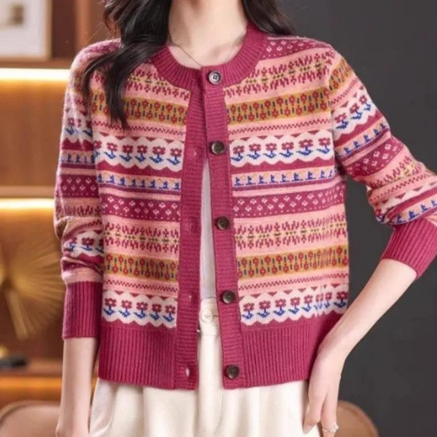 ژاکت گرم بافت