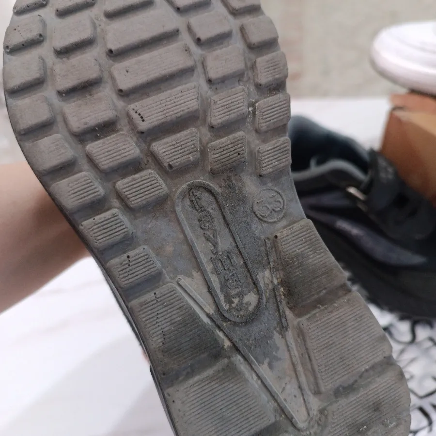 کفش کتونی اسپرت سایز 33