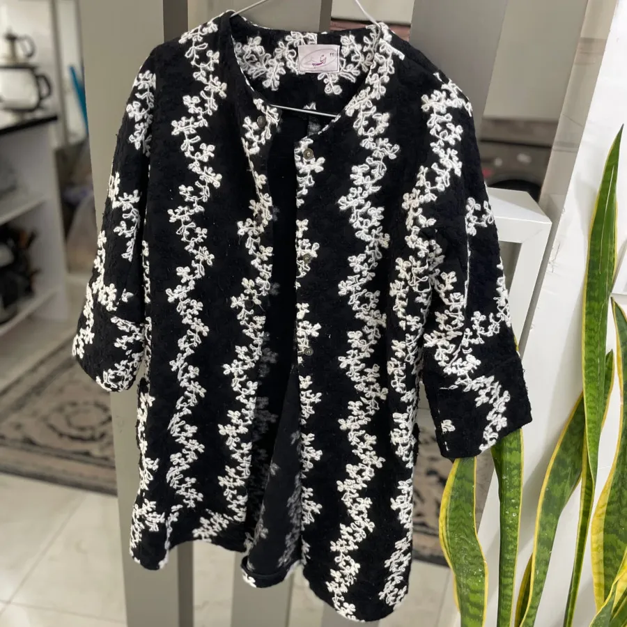 پالتو گلدوزی برجسته