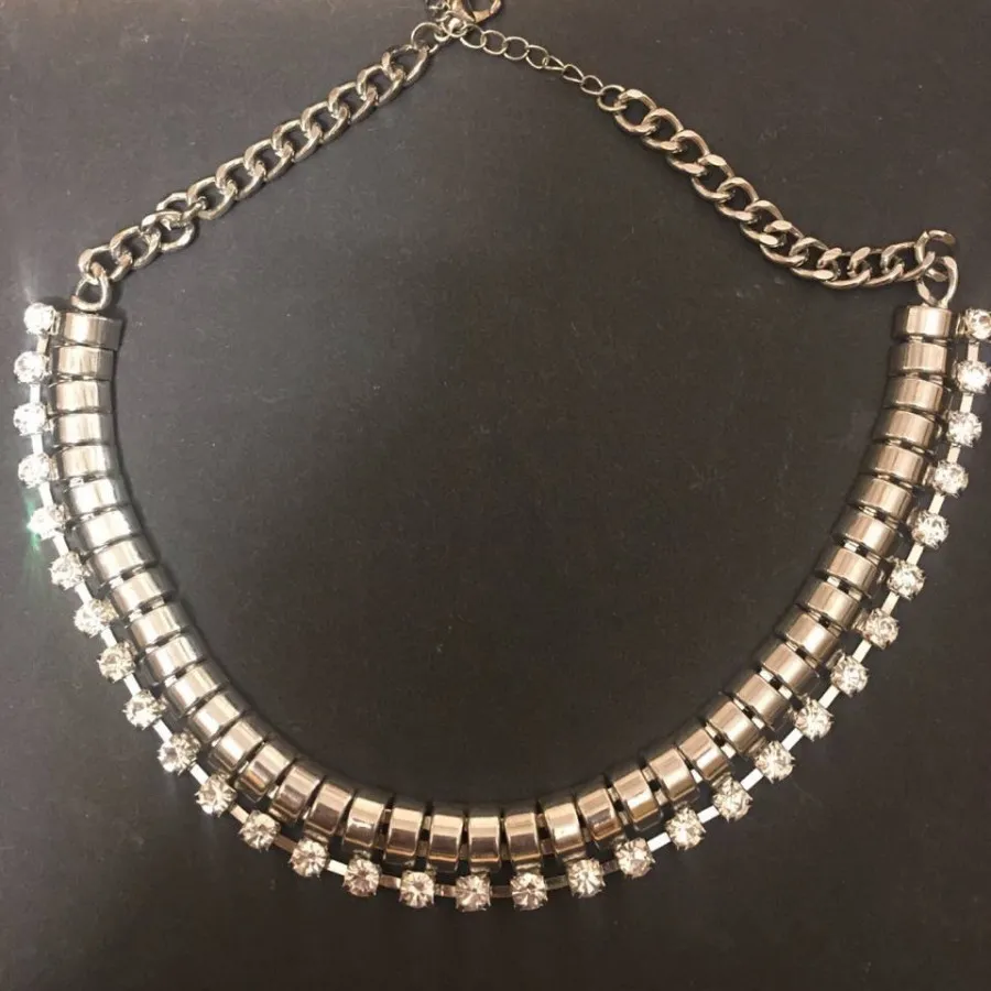 گردنبند نگینی