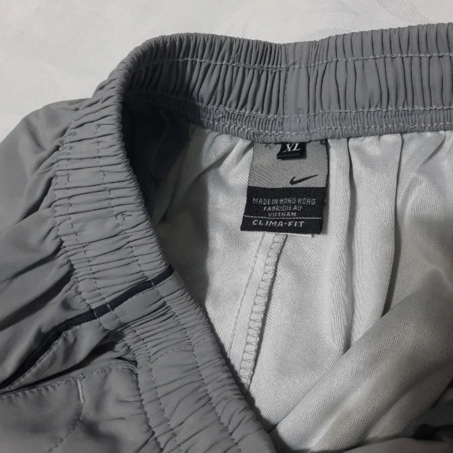 شلوارک ورزشی