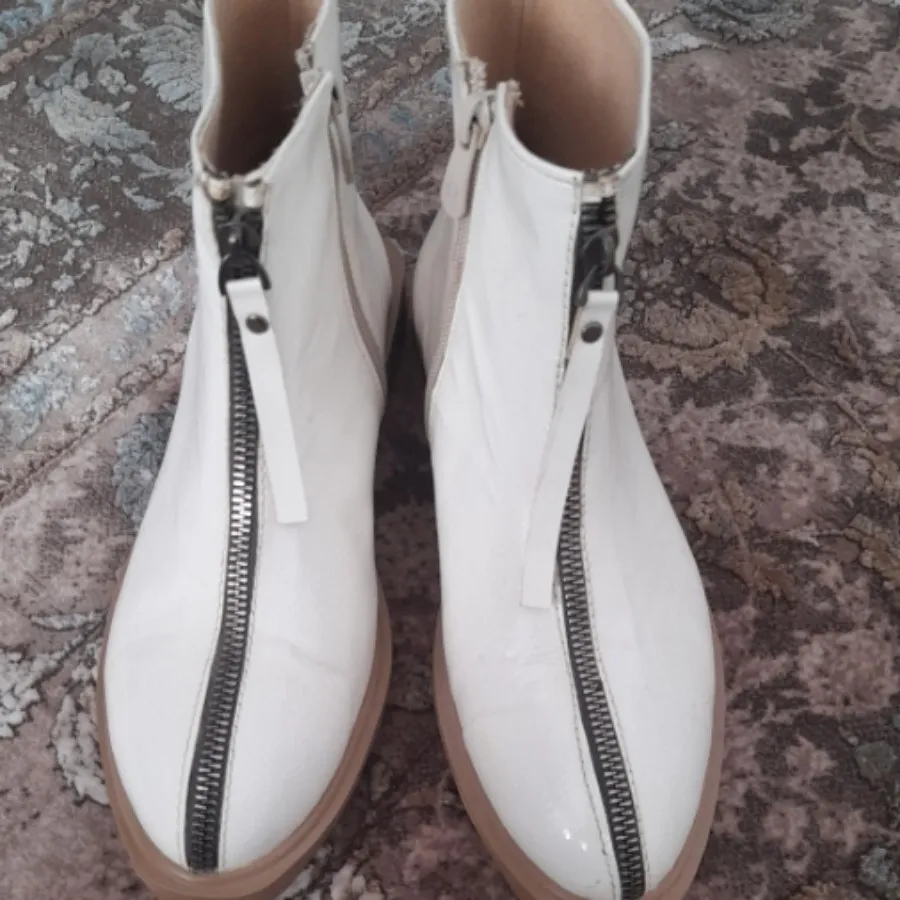 بوت  سایز 38،39