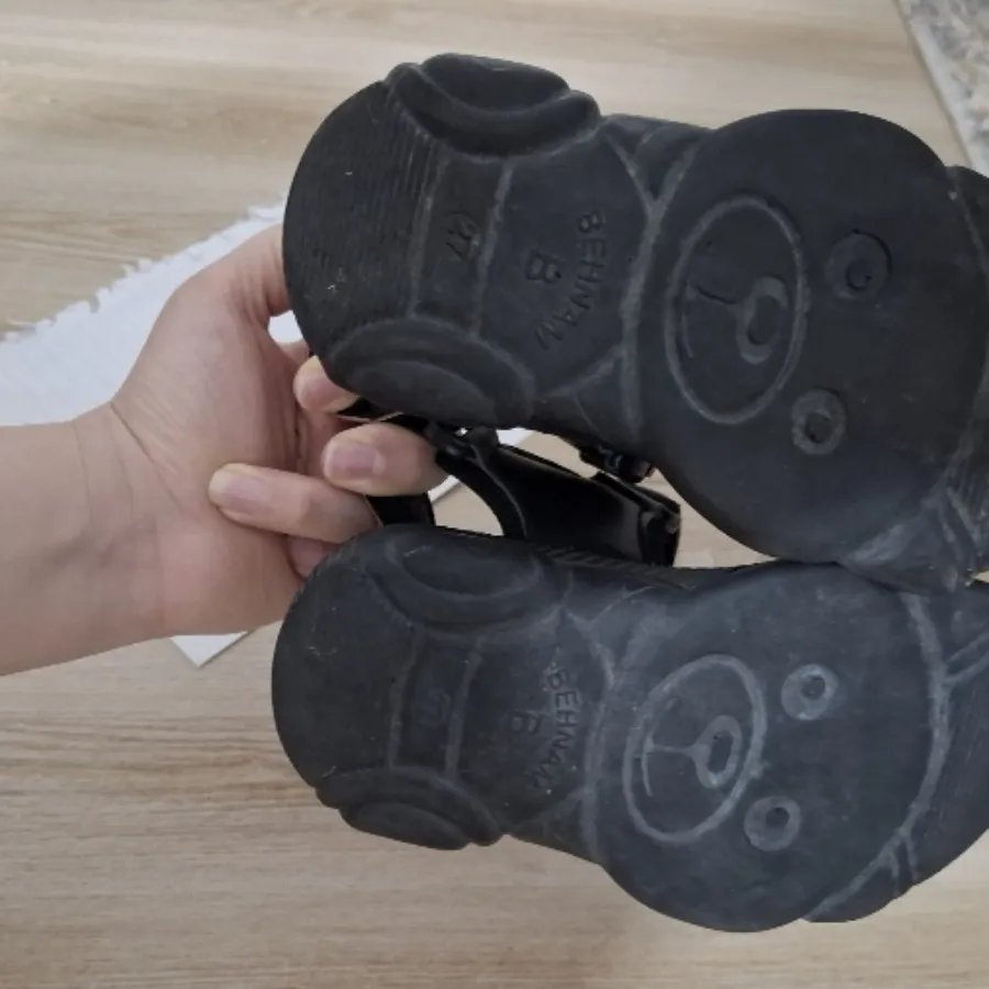 صندل بچگانه هدیه میدم