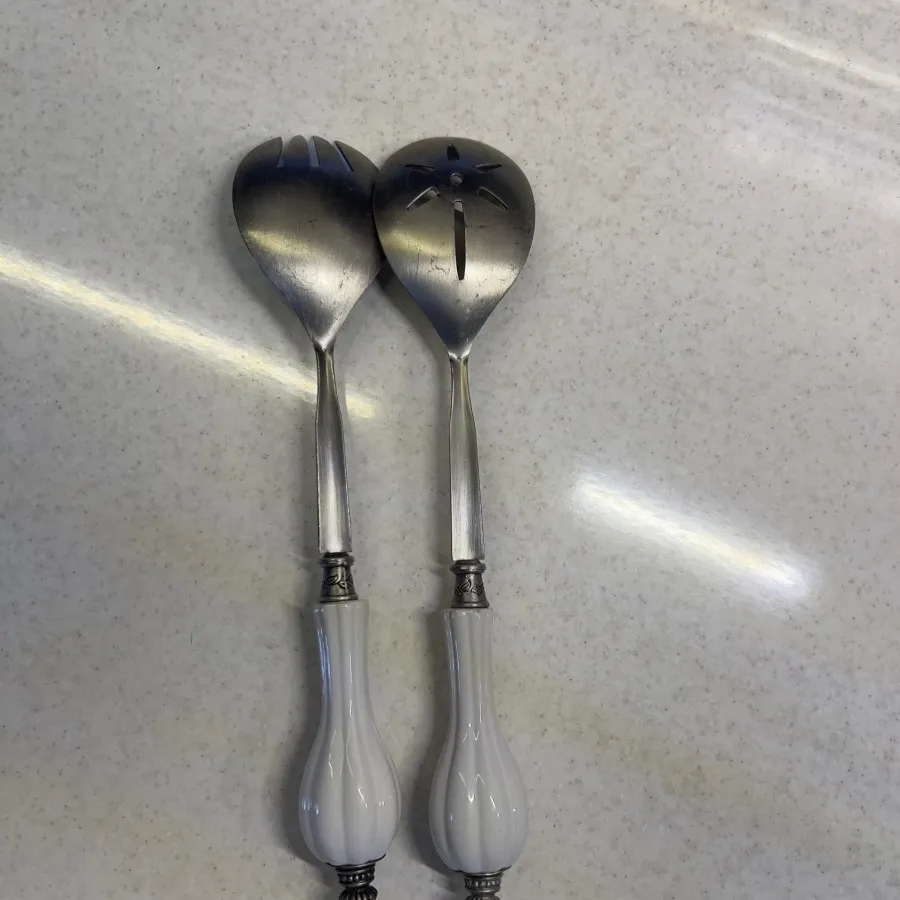 قاشق چنگال سالاد