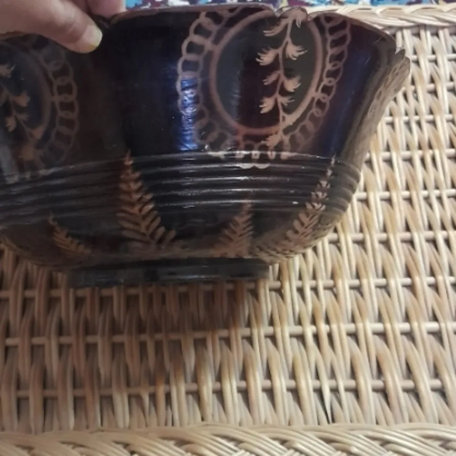 کاسه چوبی قدیمی