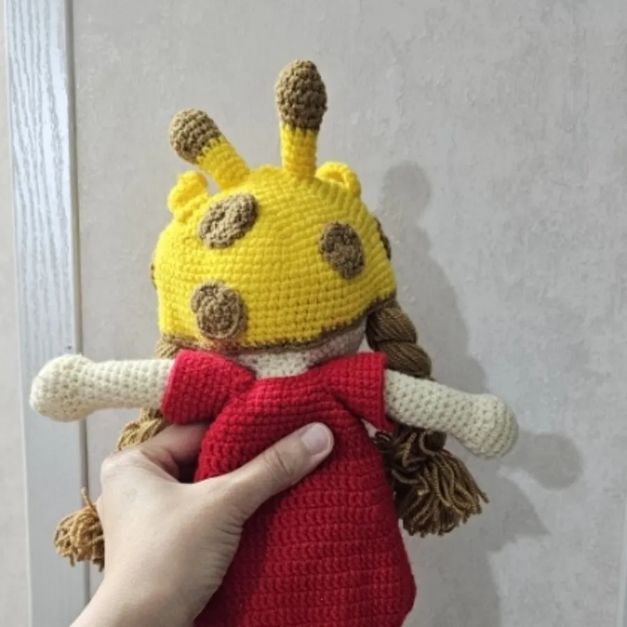 عروسک بافتنی