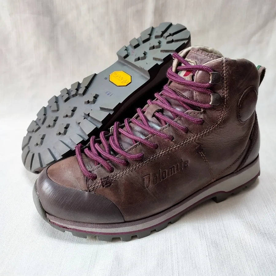 بوت طبیعتگردی