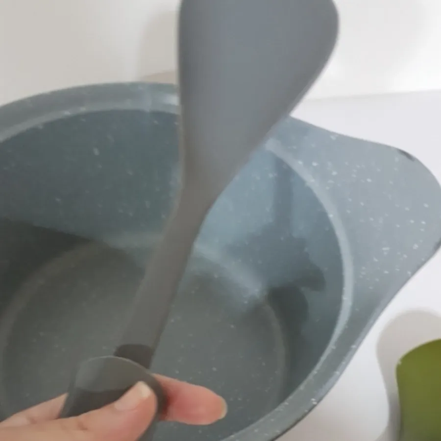 ملاغه و کفگیر