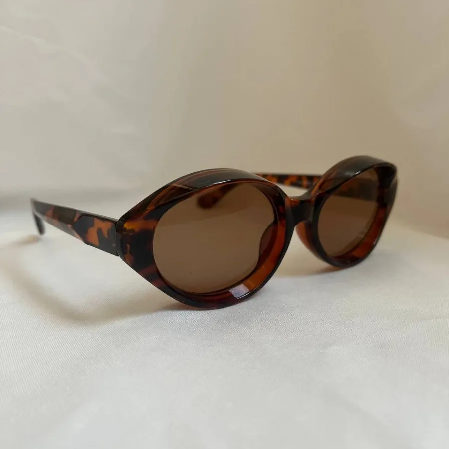 عینک آفتابی