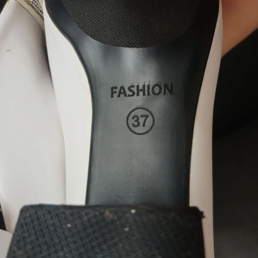 کفش سفید زنانه سایز 37