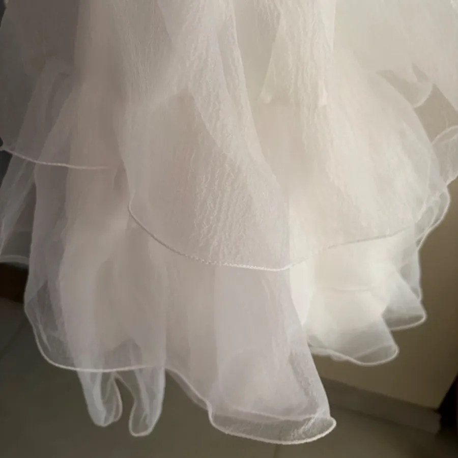 لباس کوتاه پفکی سفید