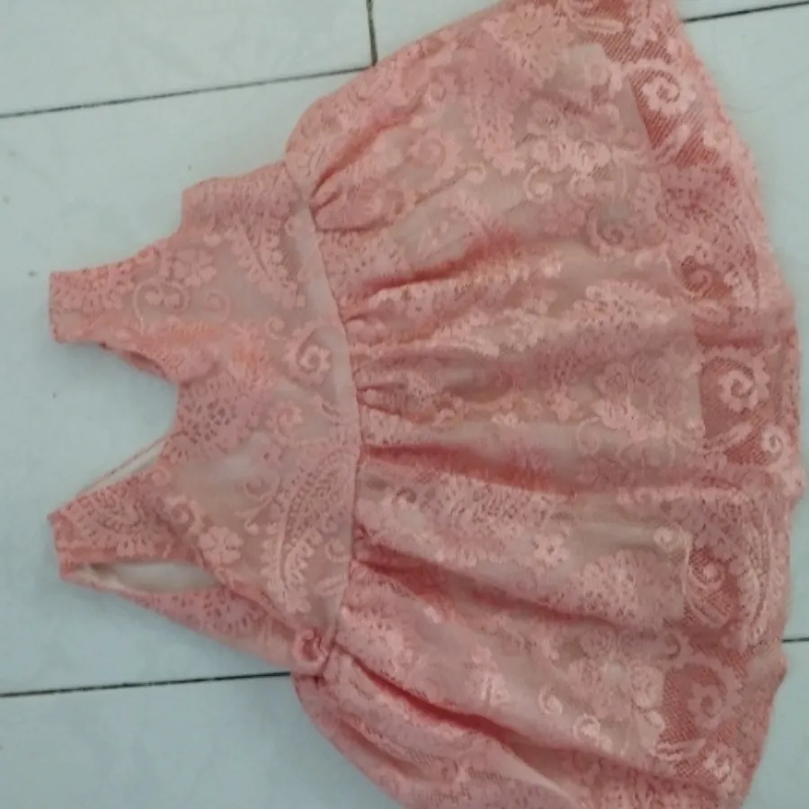 پیراهن. کفش .پافر