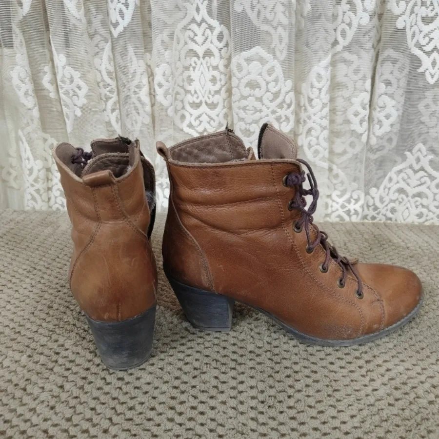 کفش نیم پوت چرم ترک