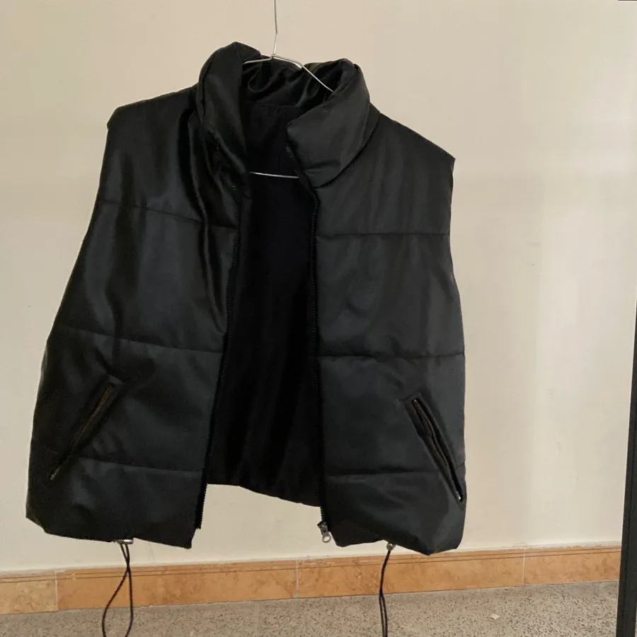 پافر کوتاه مشکی