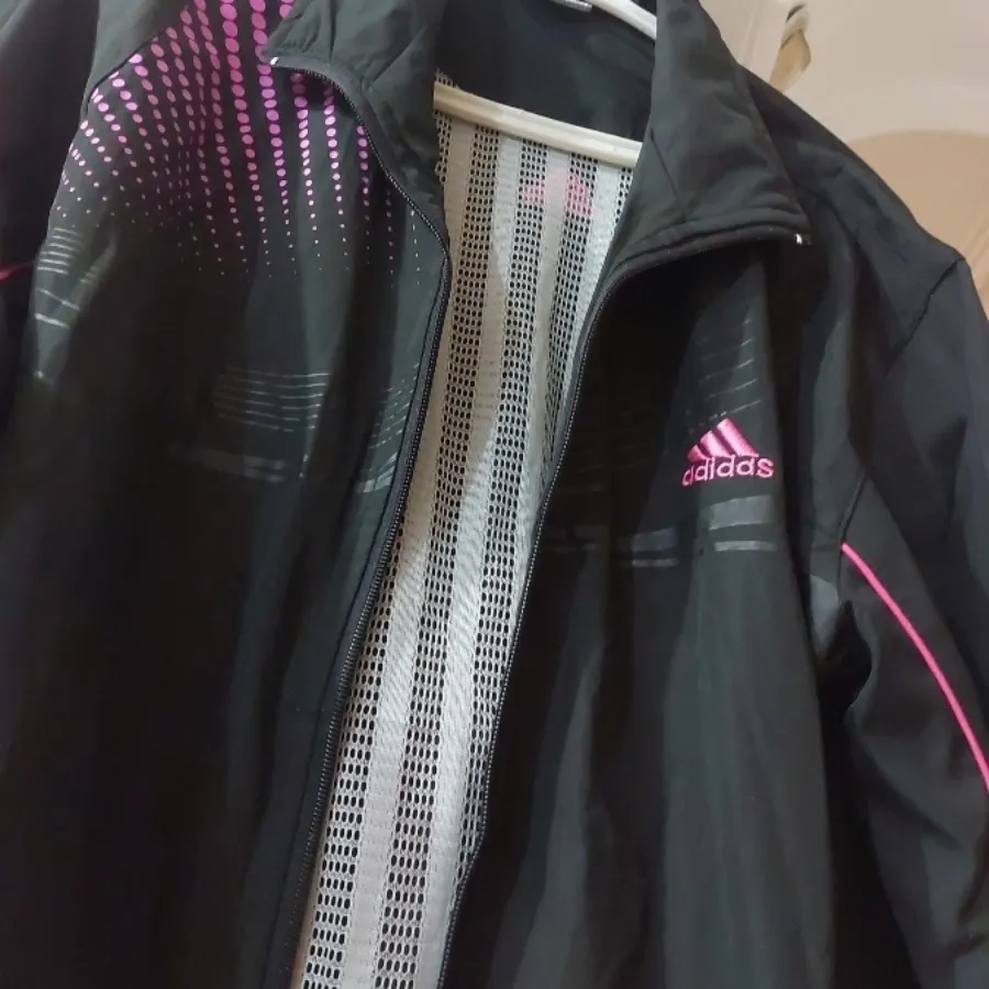 کاپشن آدیداس از قشم خریدم