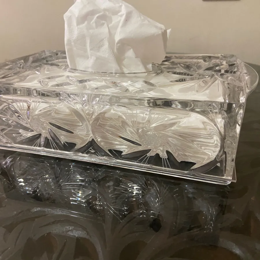جای دستمال کریستال