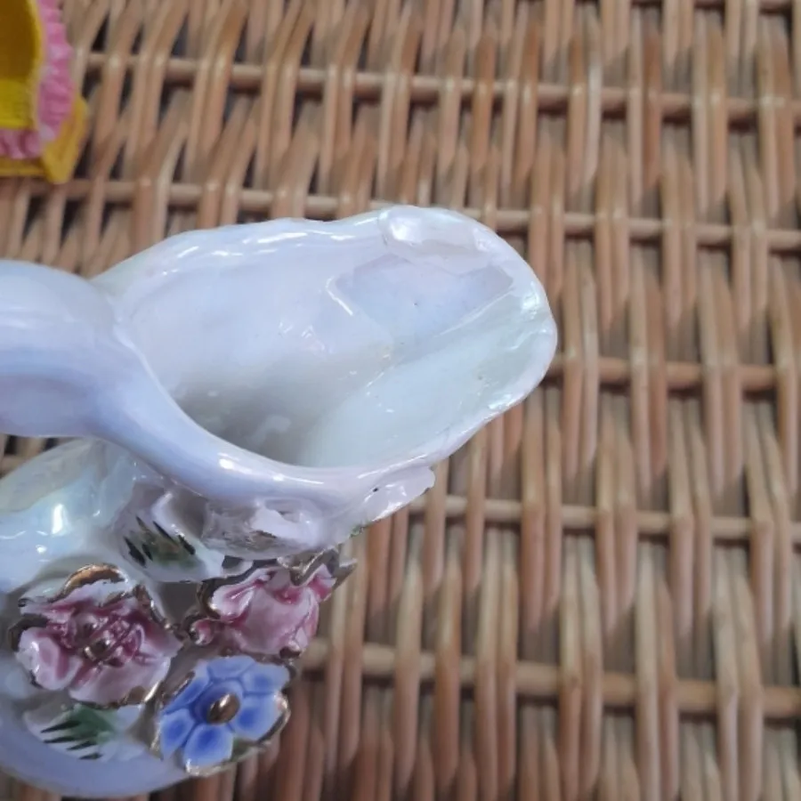 پارچ کوچک قدیمی