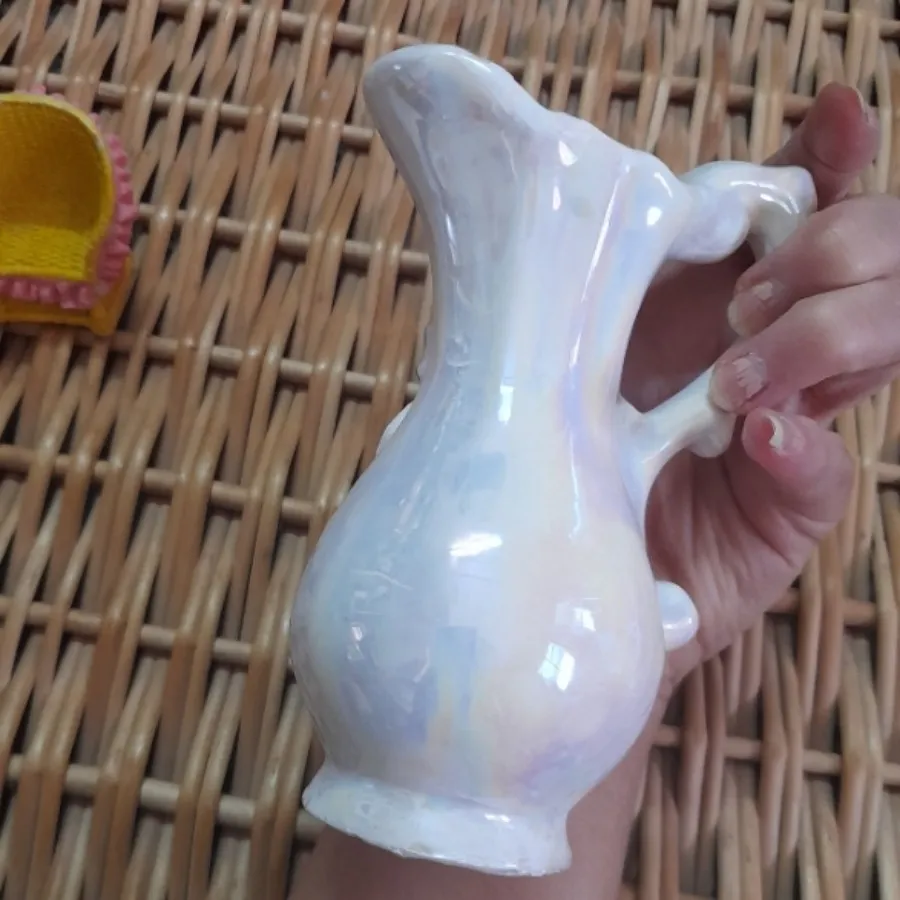 پارچ کوچک قدیمی