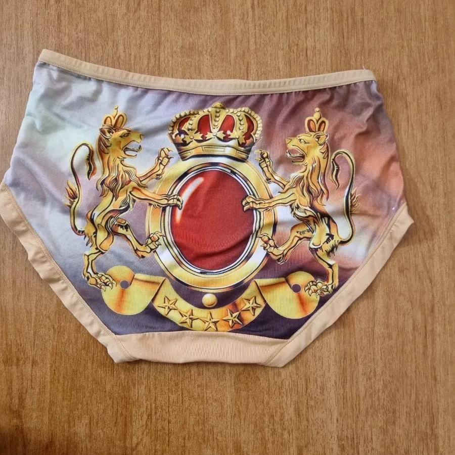 سه تا شورت دونه ای 55