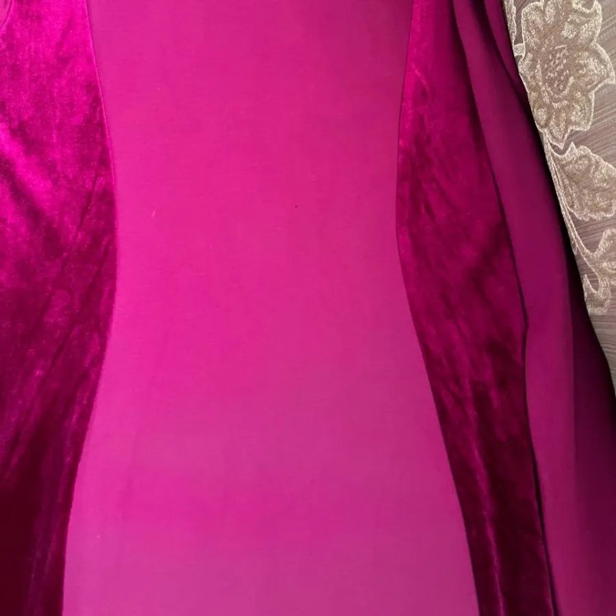 پیراهن ارغوانی مخمل