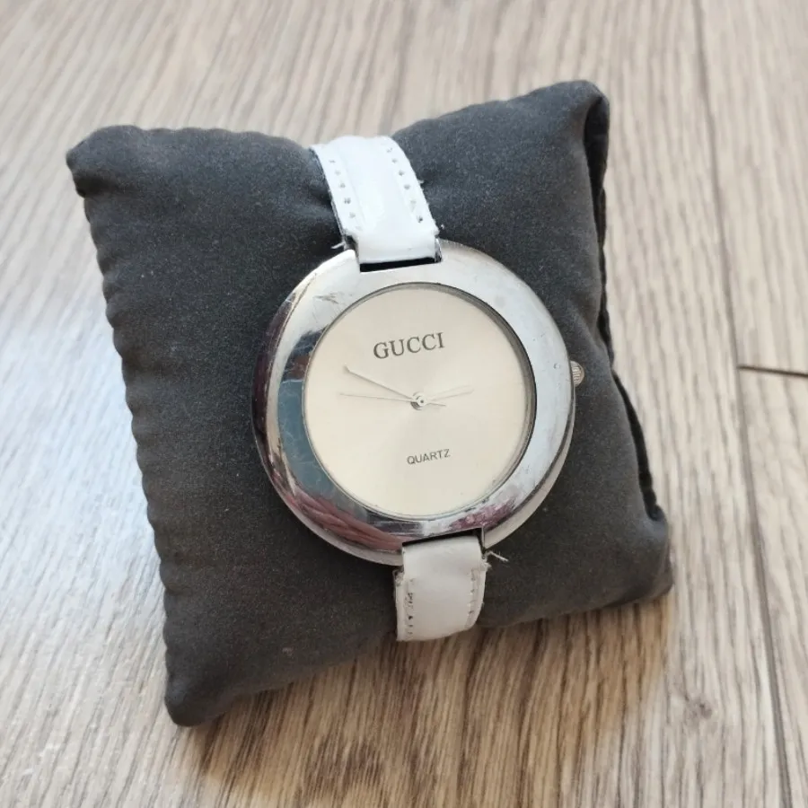 ساعت مچی طرح گوچی