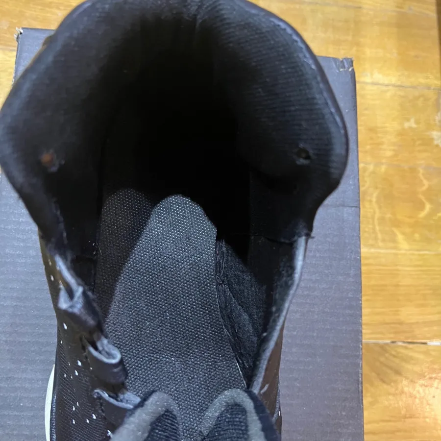 کفش برند آندرآمور