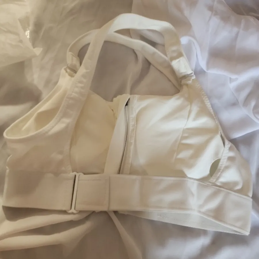 سوتین اسپرت لیفتینگ