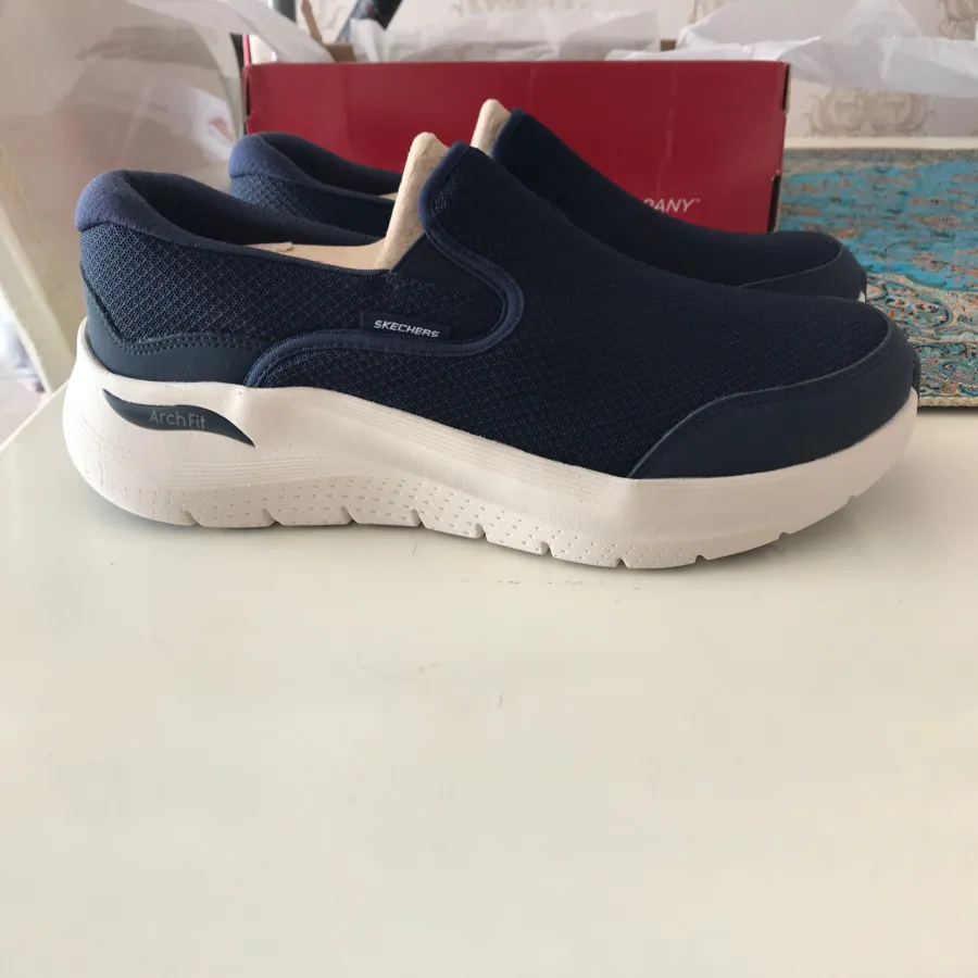 کفش اسکیچرز اصل