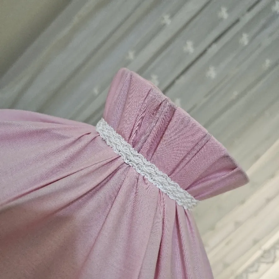 آباژور ایستاده