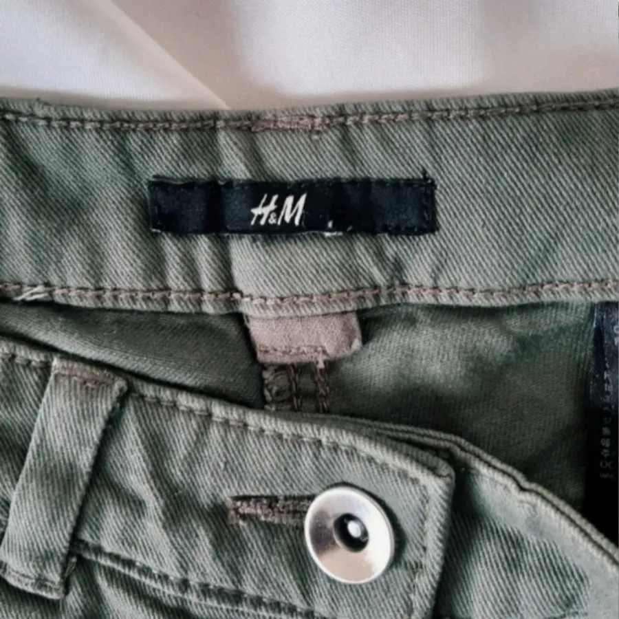 شورتک اچ اند ام