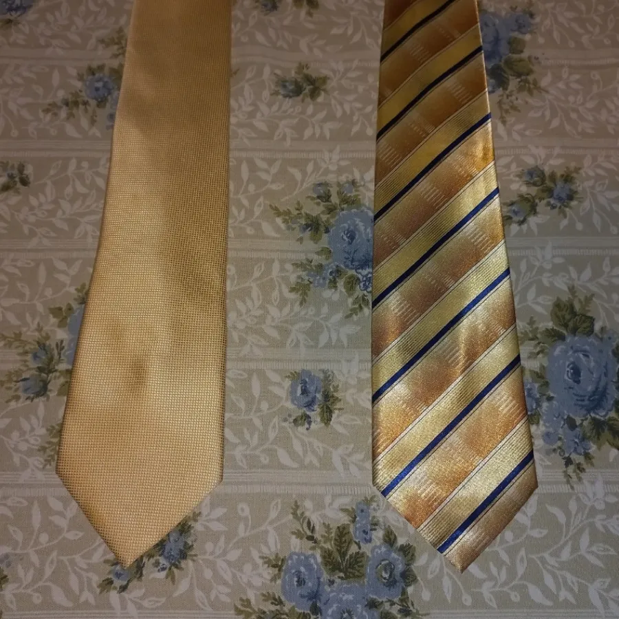 کراوات خارجی قدیمی