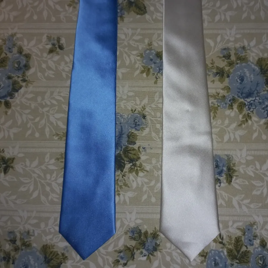 کراوات خارجی قدیمی