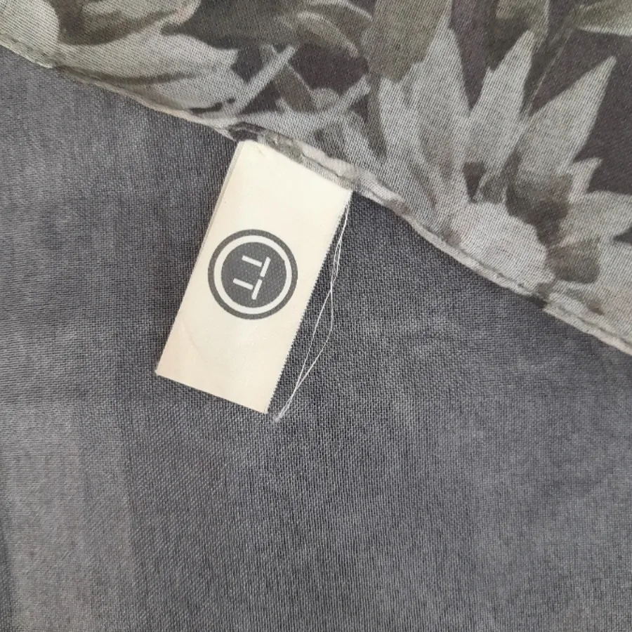 روسری  ابریشم مات