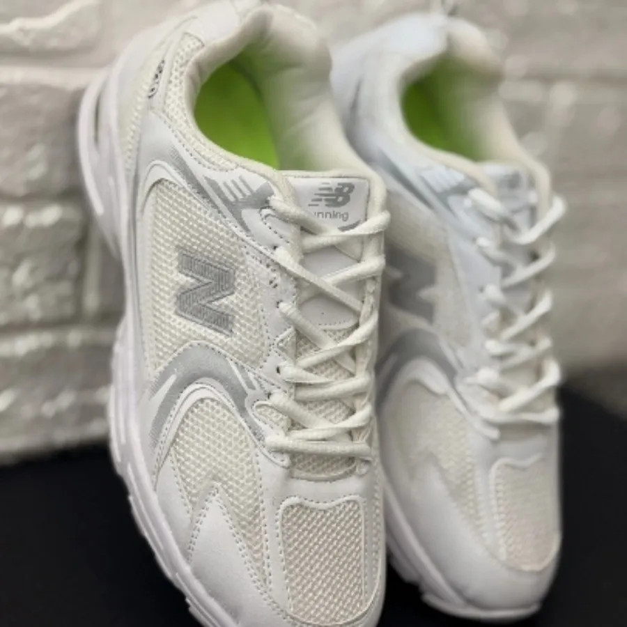 کتونی نیوبالانس