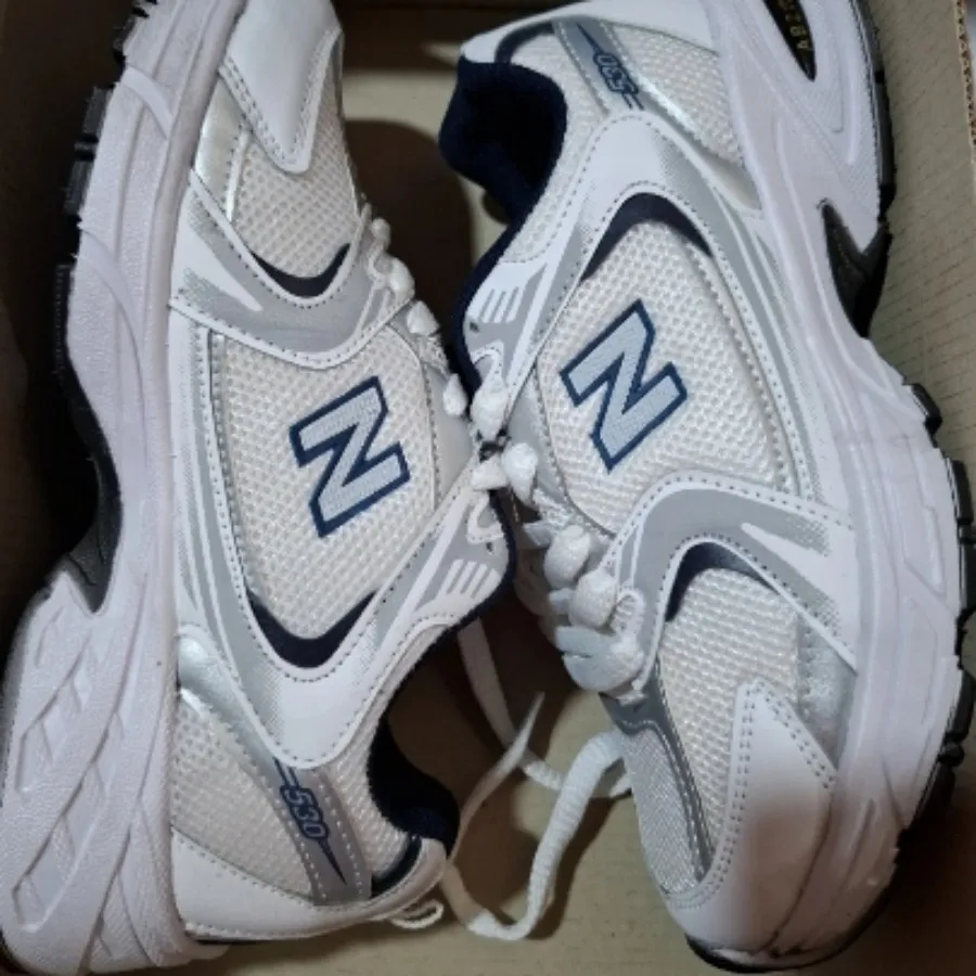 کتونی نیوبالانس