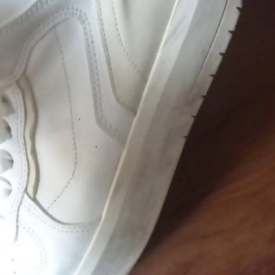 کتونی ساقدار برشکاbershka