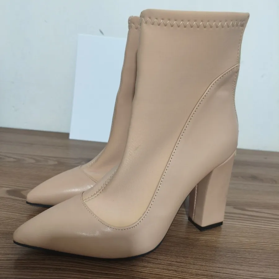 نیم بوت کرمی