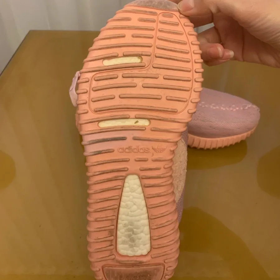 کتونی خارجی